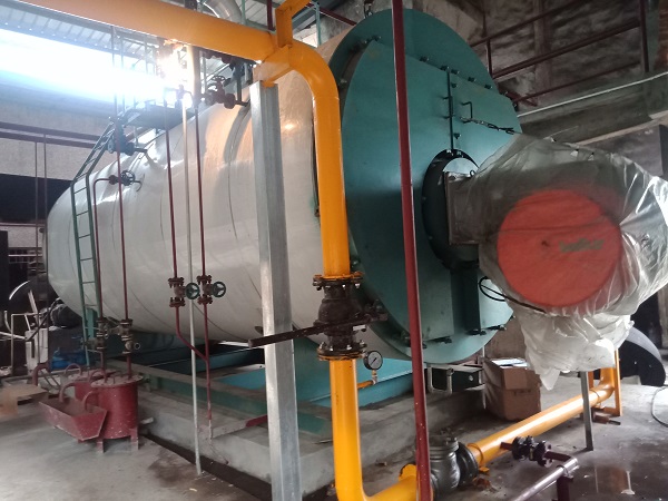 Oil and gas boiler operation